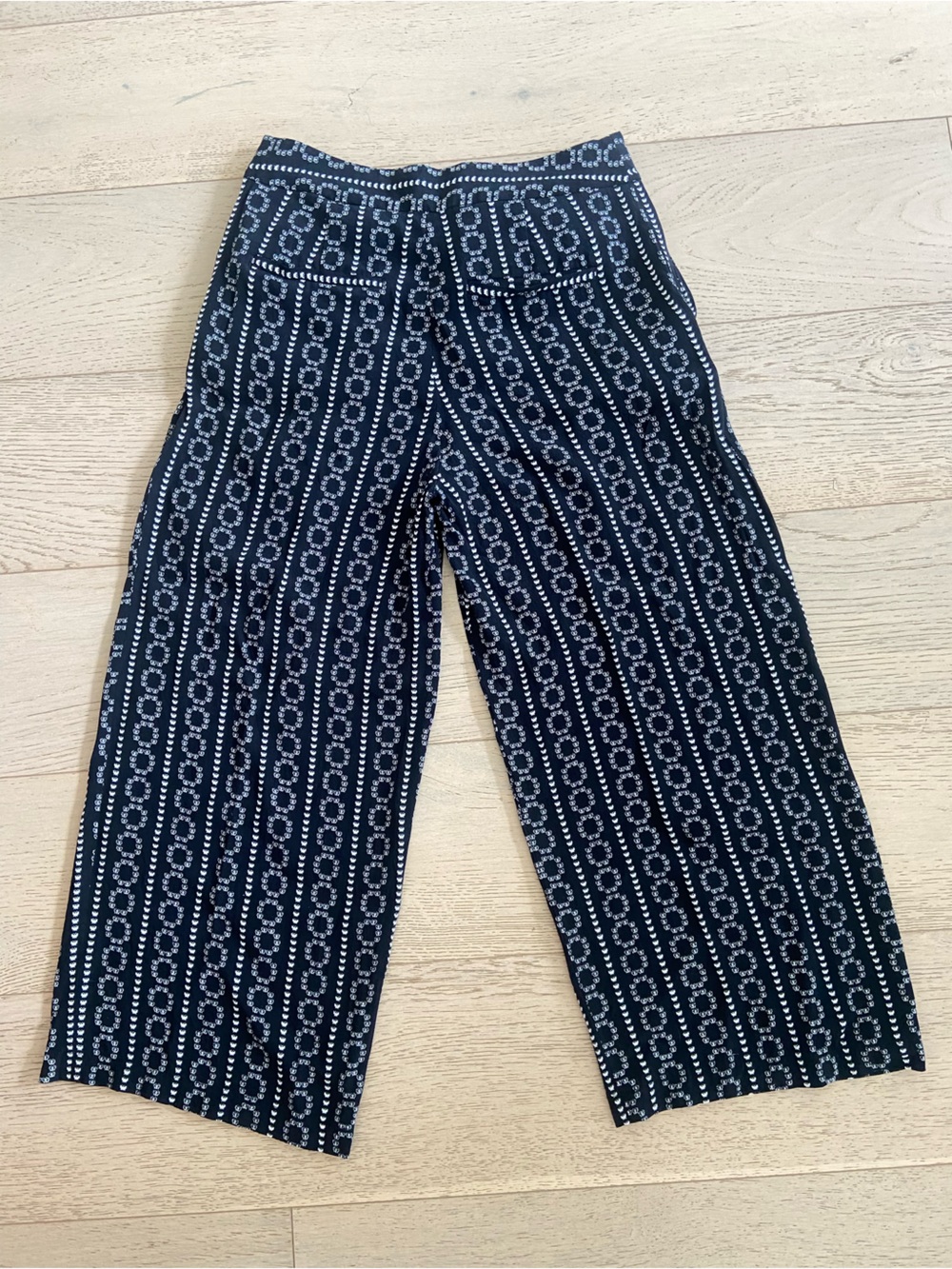 & OTHER STORIES Stockholm Atelier Wide Leg Cropped Pants Size 8 Black White - Picture 3 of 10